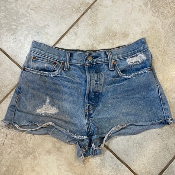 Levi’s 501 Patched High Rise Destroyed Denim Shorts 29 - Picture 1 of 10